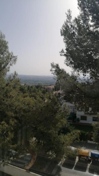 Views, Family & Private Parking In Alto Albayzin Apartamento Granada Exterior foto